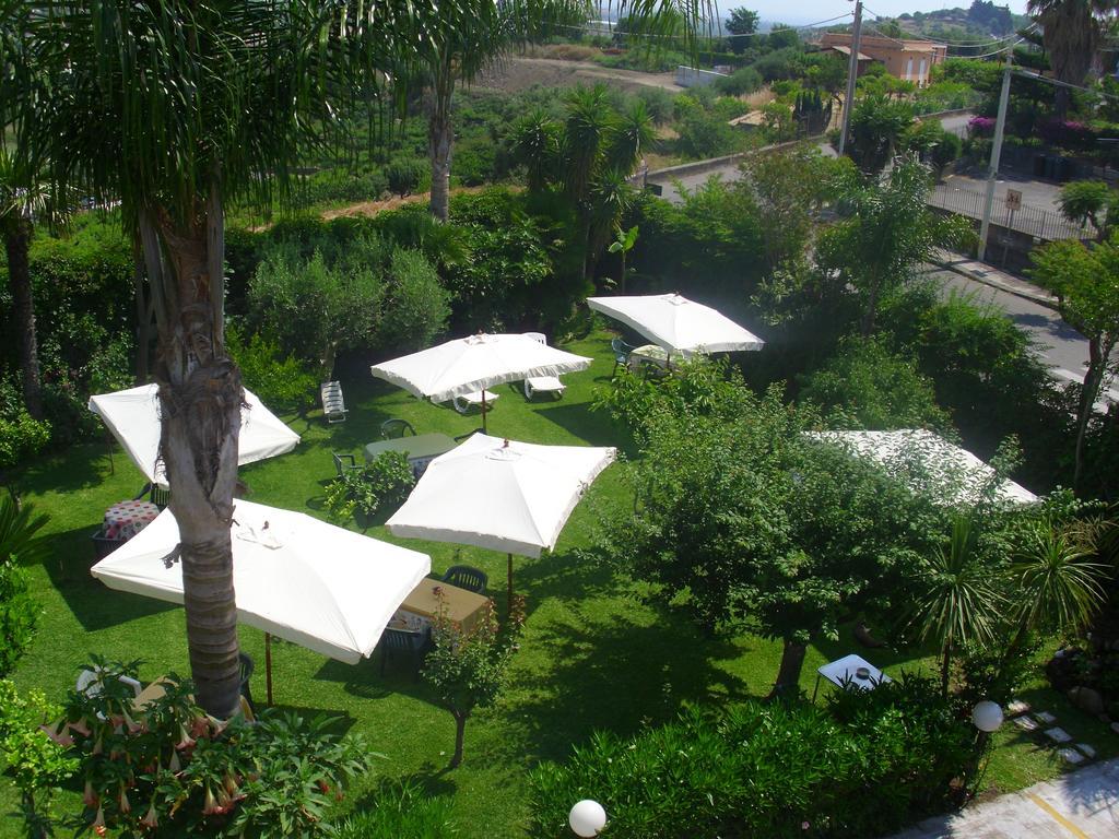 Villa Delle Vacanze Fiumefreddo di Sicilia Buitenkant foto