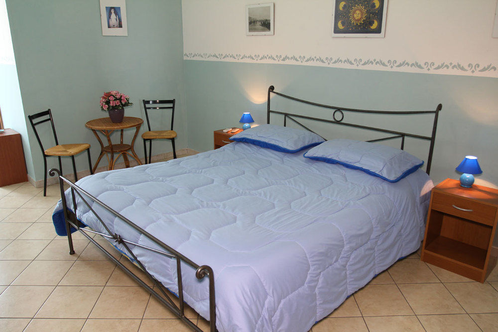 Villa Delle Vacanze Fiumefreddo di Sicilia Buitenkant foto
