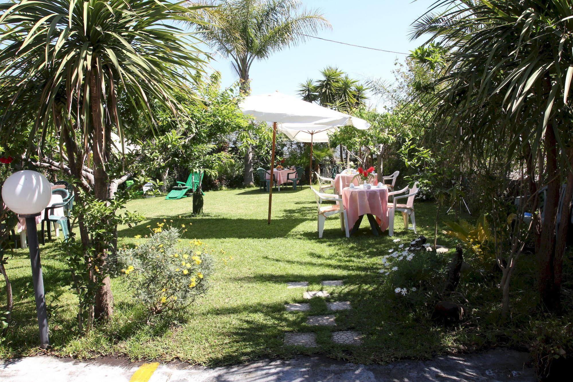 Villa Delle Vacanze Fiumefreddo di Sicilia Buitenkant foto