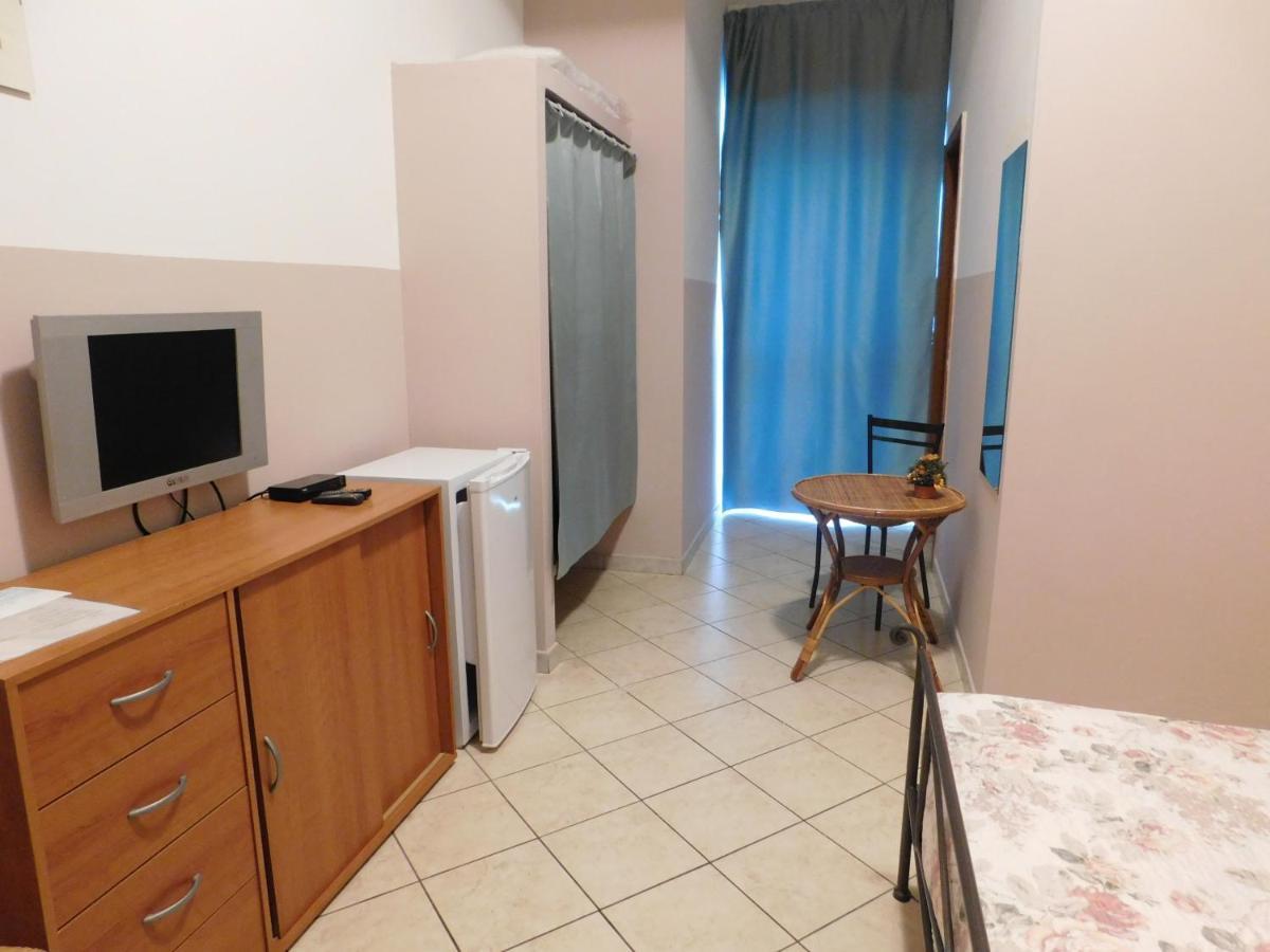 Villa Delle Vacanze Fiumefreddo di Sicilia Buitenkant foto